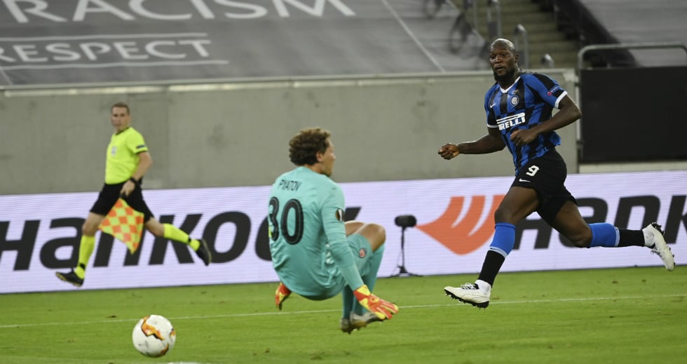 Με πεντάρα πέρασε η Ίντερ στον τελικό του Europa League