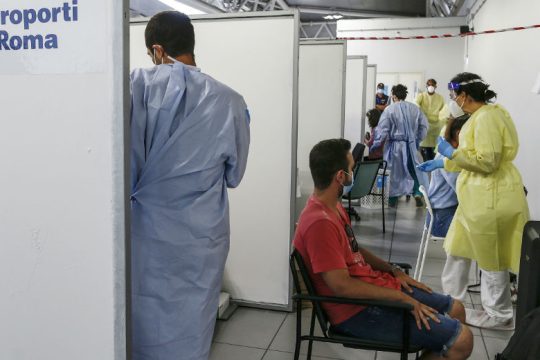Παγκόσμια έξαρση του νέου κορονοϊού, πάνω από 22 εκατ. κρούσματα