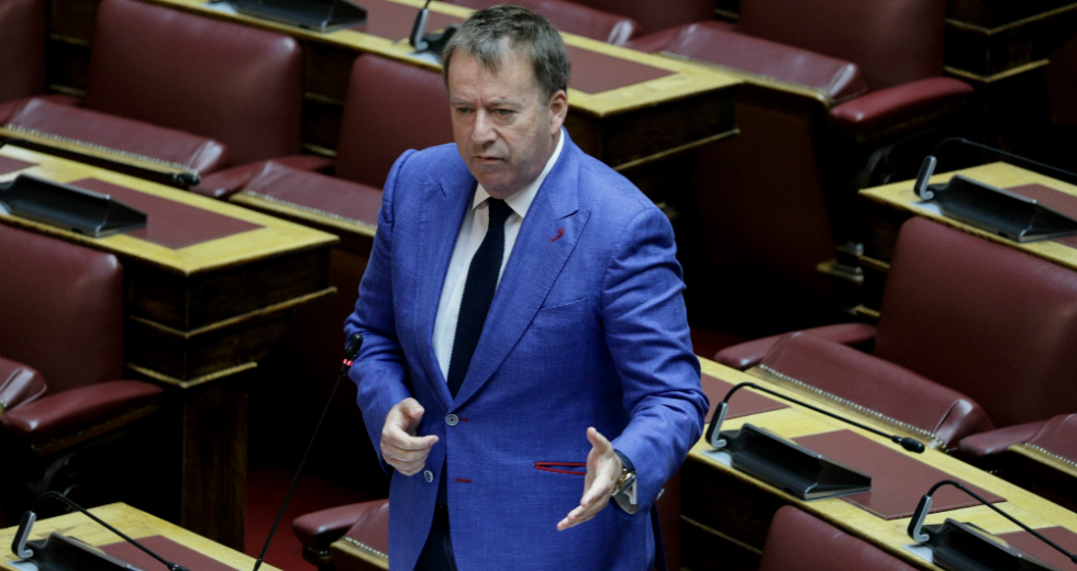 Επαναπρόσληψη της συνεργάτιδας του βουλευτή του ΣΥΡΙΖΑ Β. Κόκκαλη αποφάσισε το δικαστήριο