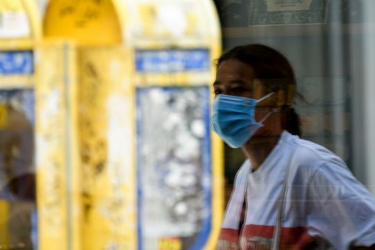 Ανησυχία για τη διασπορά, μετά τα 50 κρούσματα σε εργοστάσιο της Χαλκιδικής