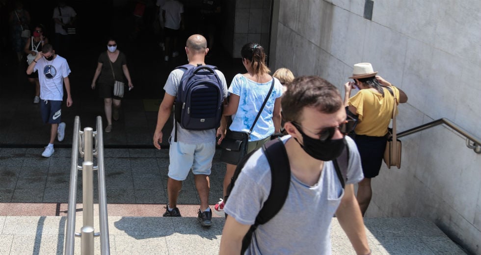 Διασποράς συνέχεια και πολλά κρούσματα σε αστικά κέντρα και Καβάλα
