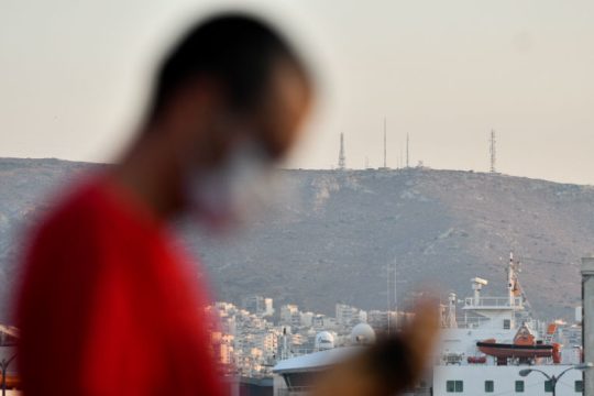 Σταθερά υψηλά τα νούμερα κρουσμάτων και άλλοι πέντε θάνατοι