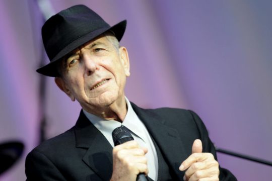 Φλόγα: Τα τελευταία ποιήματα και τραγούδια του Λέοναρντ Κοέν