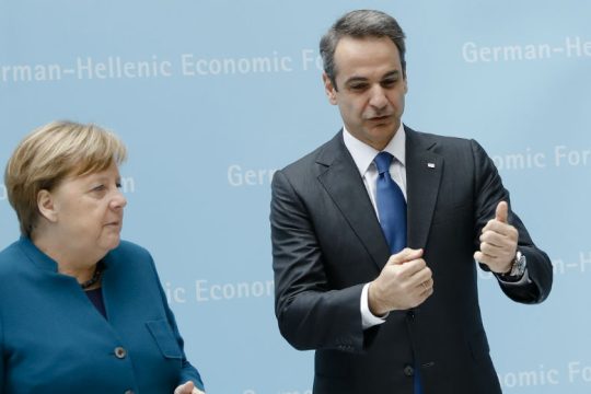 Μίλησε με Μέρκελ, είδε Δένδια, Παναγιωτόπουλο και Φλώρο