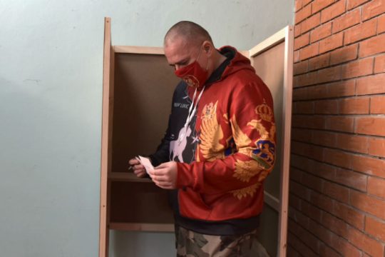 Βουλευτικές εκλογές σε κλίμα πόλωσης στο Μαυροβούνιο