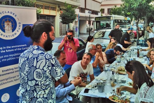 «Φά’ το πριν τα φάει»