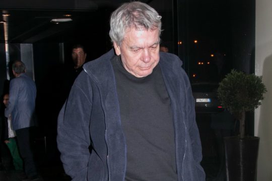 Ποια νύχτα σ’ έκλεψε…