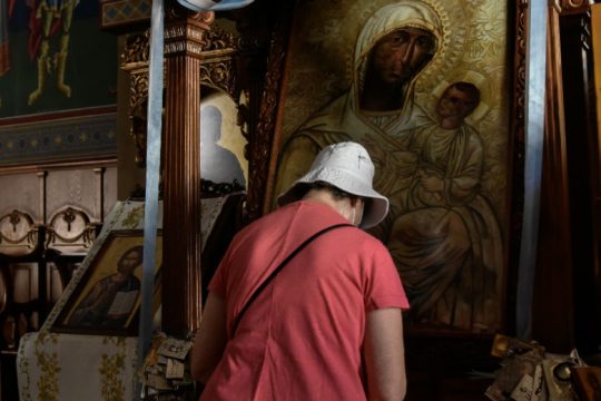 Βοήθειά μας