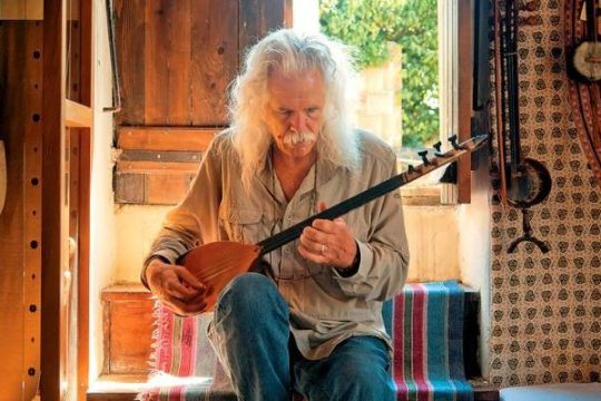 Κρήτη: Διαψεύδει ο Ross Daly ότι προσβλήθηκε από κορονοϊό