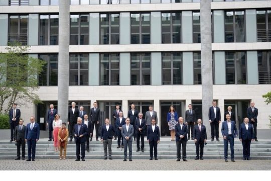 Εριξαν… Αγκυρα για τις κυρώσεις