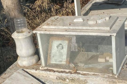 Βανδάλισαν τον τάφο της Λιλής Ζωγράφου στο Ηράκλειο