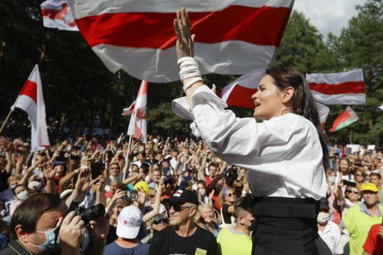 Σεβασμό της κυριαρχίας του Μινσκ ζητάει από τον Πούτιν η Τιχανόφσκαγια