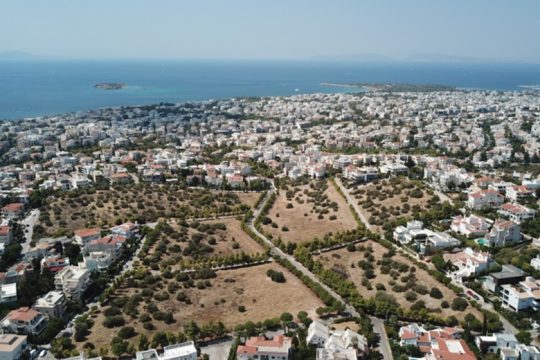 «Φρένο» από τον δήμο στο φιλέτο της Βούλας