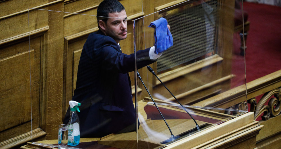 Αρνητικά τα πρώτα 529 τεστ για κορονοϊό που έγιναν στη Βουλή