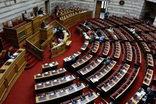 Η Βουλή ψηφίζει την Τετάρτη τις συμφωνίες για τις ΑΟΖ