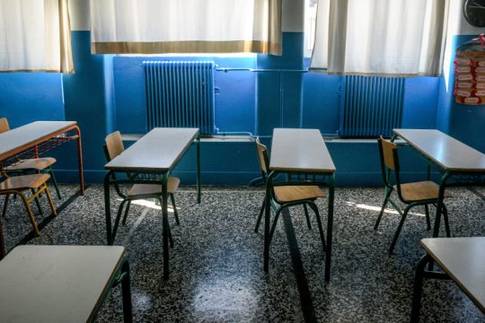 Δεν ανοίγουν τα σχολεία της Μυτιλήνης