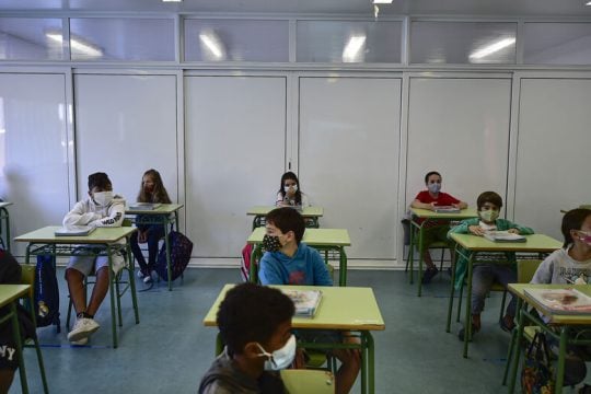Ακατάλληλες 27.000 μάσκες που προορίζονταν για σχολεία της Θεσσαλονίκης