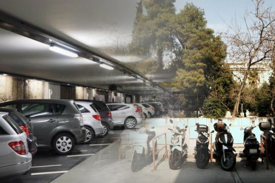 Χρεώσεις ξανά στα δύο πάρκινγκ του κέντρου