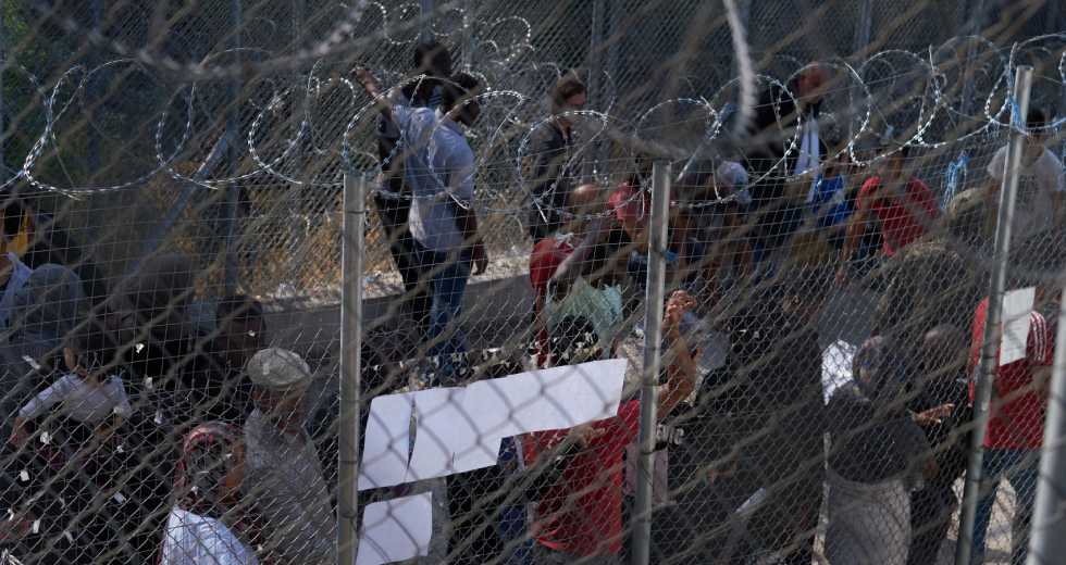 Σε καραντίνα το ΚΥΤ Σάμου μετά τον εντοπισμό δύο κρουσμάτων