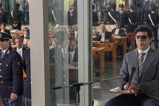 Ο καταδότης της μαφίας και η χειραφετημένη Μουλάν