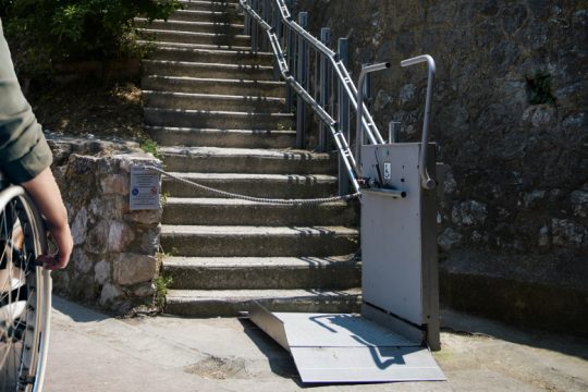 Πού πας, ΑμεΑ;