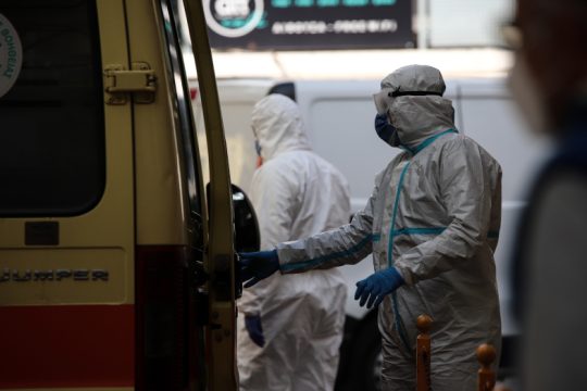 Τέσσερα νέα θύματα κορονοϊού – Στους 356 οι νεκροί
