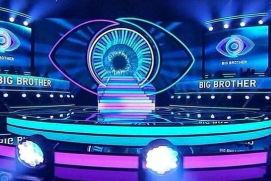 Οι χορηγοί εγκαταλείπουν τον «Μεγάλο Αδελφό» – Αποχώρησε από το στούντιο του ΣΚΑΪ δημοσιογράφος της «Αυγής»