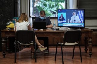 Οι ειδικοί της επιστήμης και του έθνους