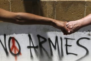 Η «ανάδελφη» πολιτική της Κύπρου
