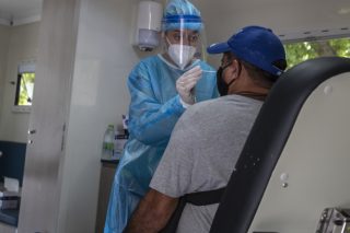 Κλάταρε το σύστημα διεξαγωγής των τεστ ανίχνευσης του Covid-19