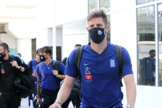 Ο ιός μάς φέρνει πιο… μακριά