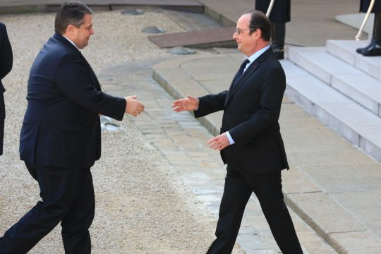 Τιμωρία για Τουρκία ζητάει το Παρίσι, «στρατηγική υπομονή» προτείνει το Βερολίνο
