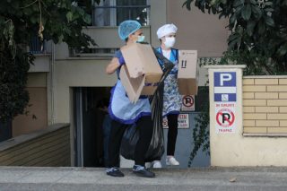 Το 57,8% των κρουσμάτων του κορονοϊού σημειώθηκε τον Αύγουστο