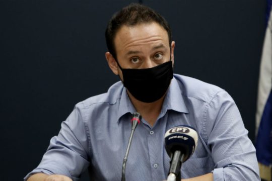 Μαγιορκίνης: Ανησυχητική η υπερμετάδοση του κορονοϊού στην Αττική