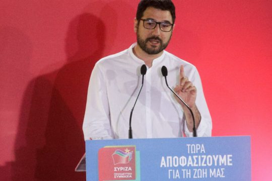 Ν. Ηλιόπουλος: «Η κυβέρνηση να επιτάξει άμεσα τις ιδιωτικές ΜΕΘ»