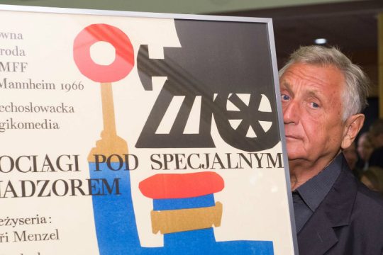 Ο άνθρωπος που έβλεπε τα τρένα να περνούν…