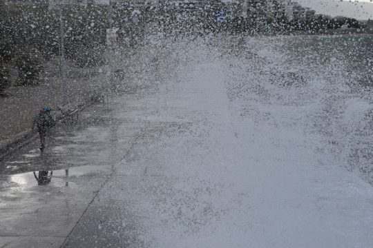 Σε πλήρη εξέλιξη η νέα κακοκαιρία σε Ιόνιο, δυτικά και κεντρικά ηπειρωτικά