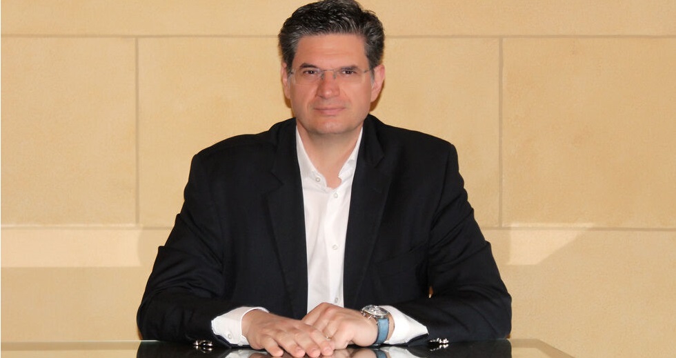 Ιδεοληπτική στοχοποίηση της εργασίας από την κυβέρνηση