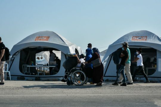 Πάνω από 5.000 οι πρόσφυγες στον Καρά Τεπέ