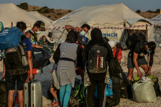 Κρεσέντο ξενοφοβίας από αντιπεριφερειάρχη του Βορείου Αιγαίου