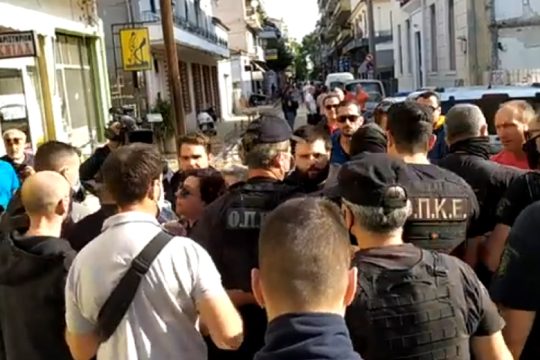Ένταση στην Καρδίτσα: Δεν τους άφησαν να διαμαρτυρηθούν στον Μητσοτάκη