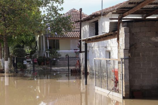 Χιλιάδες σπίτια με καταστροφές στην Καρδίτσα, εκατοντάδες ακατοίκητα