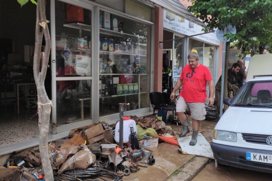 «Οποιον ρωτήσεις, έχει μια τραγική ιστορία να πει»
