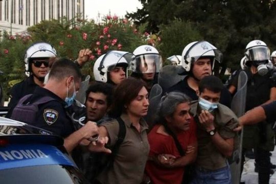 Αγρια καταστολή σε όποιον διεκδικεί