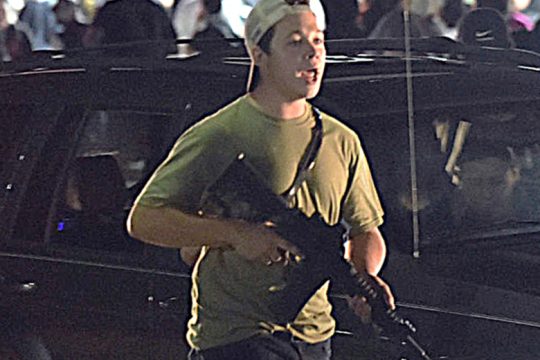 Αντιμέτωπος με ισόβια ο 17χρονος ακροδεξιός δολοφόνος στο Ουισκόνσιν
