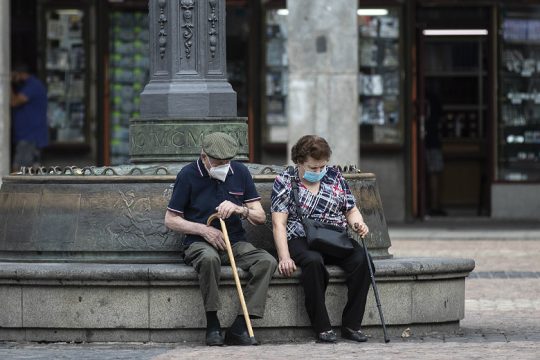 Υψηλό τετραμήνου σε κρούσματα στη Βρετανία, επείγουσα βοήθεια ζητά η Ισπανία