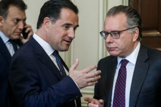 Από τον Κουμουτσάκο στον Άδωνι ένα email δρόμος