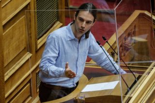 Κρ. Αρσένης: ύποπτη ολιγωρία της υπουργού Παιδείας