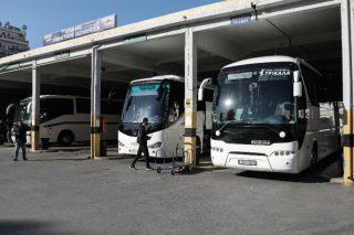 Αναπάντητα ερωτήματα για τις συγκοινωνίες από τον υπουργό Μεταφορών