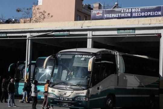 «Φέρτε στη Βουλή τους όρους ανάθεσης στα ΚΤΕΛ»